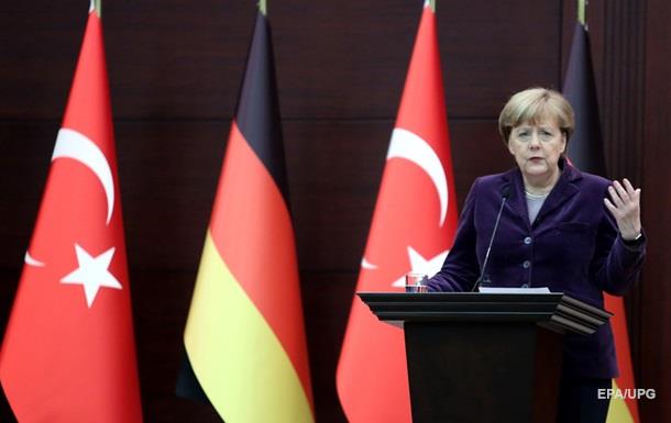 Меркель в Турции жестко раскритиковала Путина: мирные сирийцы жутко страдают от российских авиаударов