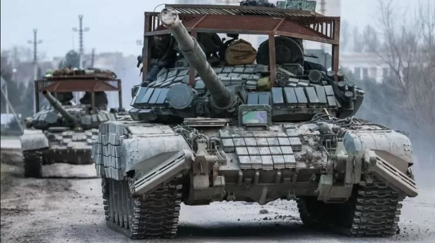 "Попали в засаду, шестой полк почти весь погиб", – ВСУ разгромили колонну российских танков под Киевом 