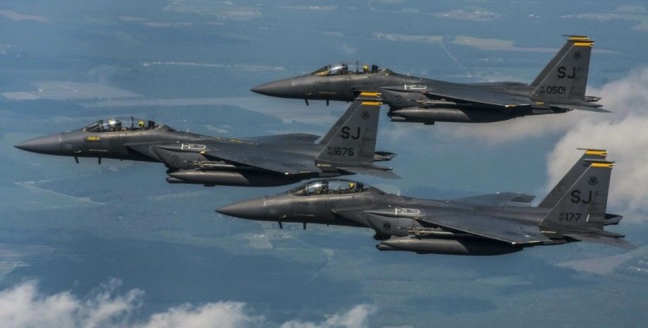 "Наш ответ начался": США нанесли ракетные удары по позициям проиранских сил в Сирии и Ираке 