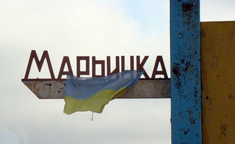 Российско-террористические войска "ДНР" обстреляли жилые кварталы Марьинки: есть пострадавшие