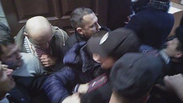 На заседании по обвинению Мосийчука  его помощники устроили драку