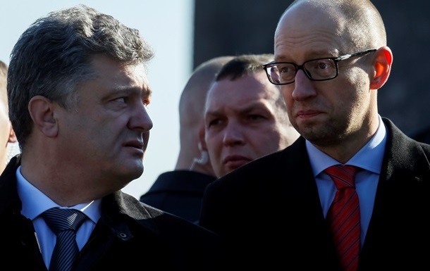 Яценюк: Порошенко и его фракция не заинтересованы в реформах, в отличие от "Народного фронта"