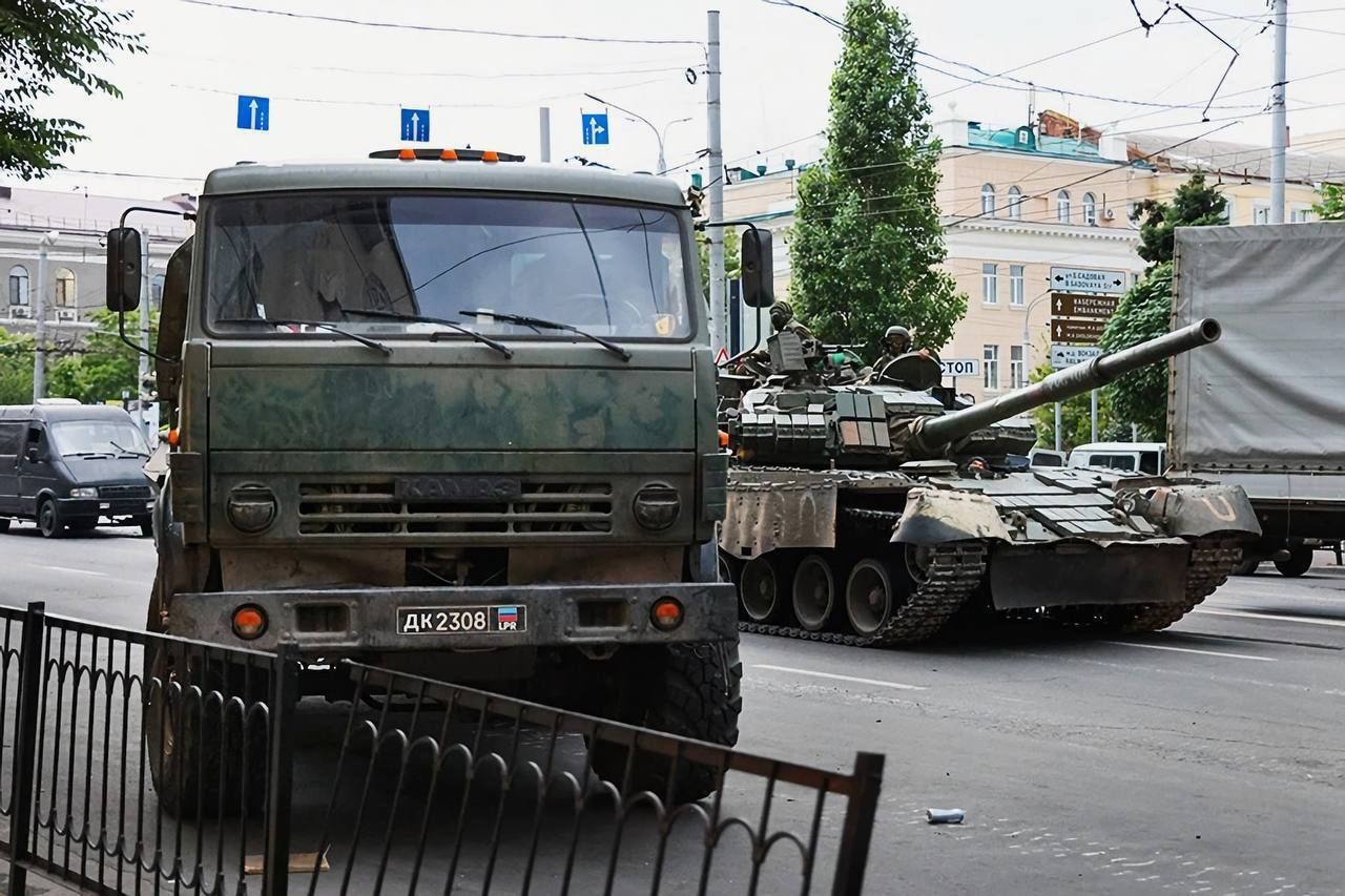 Вооруженный мятеж в России: в Московской и Воронежской областях ввели режим КТО