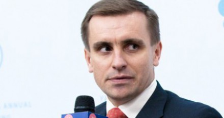 Замороженные из-за санкций инвестиции в РФ предложили передать Киеву