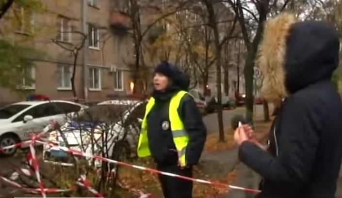 Взрыв в Киеве у "Эспрессо TV": очевидцы до сих пор приходят в себя и хотят "выселить" журналистов - кадры