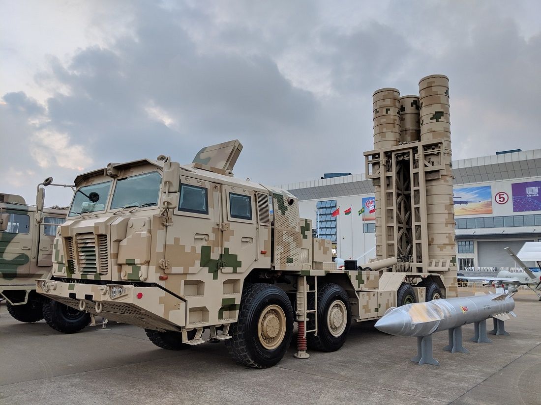 Китай разработал "копию" ЗРК "С-300", которая может вести огонь одновременно по наземным и надводным целям