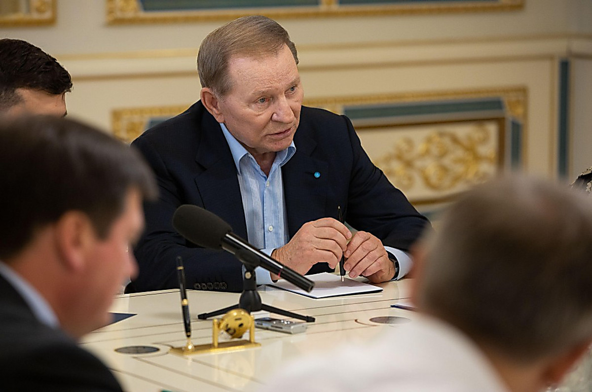 На переговорах в Минске по Донбассу произошло резкое изменение: в ситуацию вмешался Кучма 