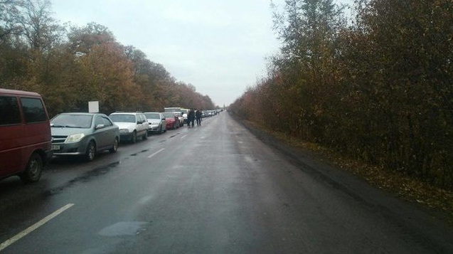 Донецкая область: автосообщение между ДНР и Украиной осложнено