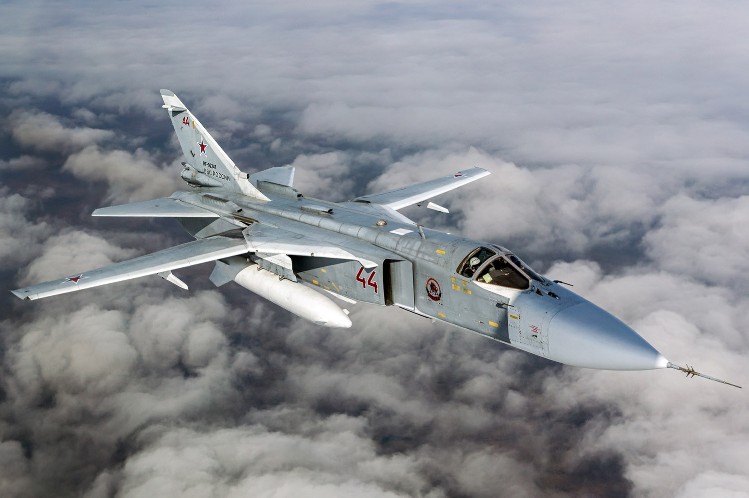 Россия усиливает провокации на западных границах: бомбардировщик Су-24 ВВС РФ вторгся в воздушное пространство Латвии
