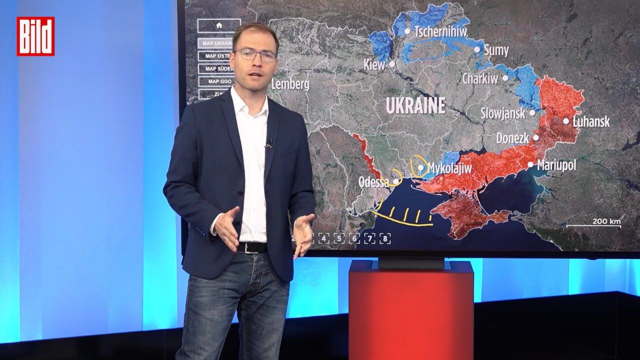 Судна застрягли у портах: німецький експерт розповів, про що говорять нічні удари РФ по Одесі