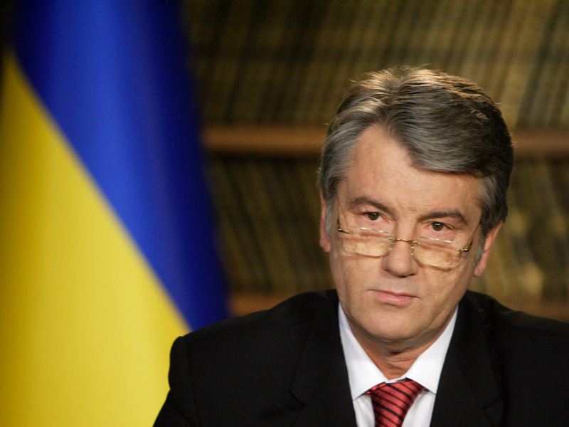 Ющенко назвал три главных угрозы для Украины в 2017 году: бывший президент указал на тревожную тенденцию