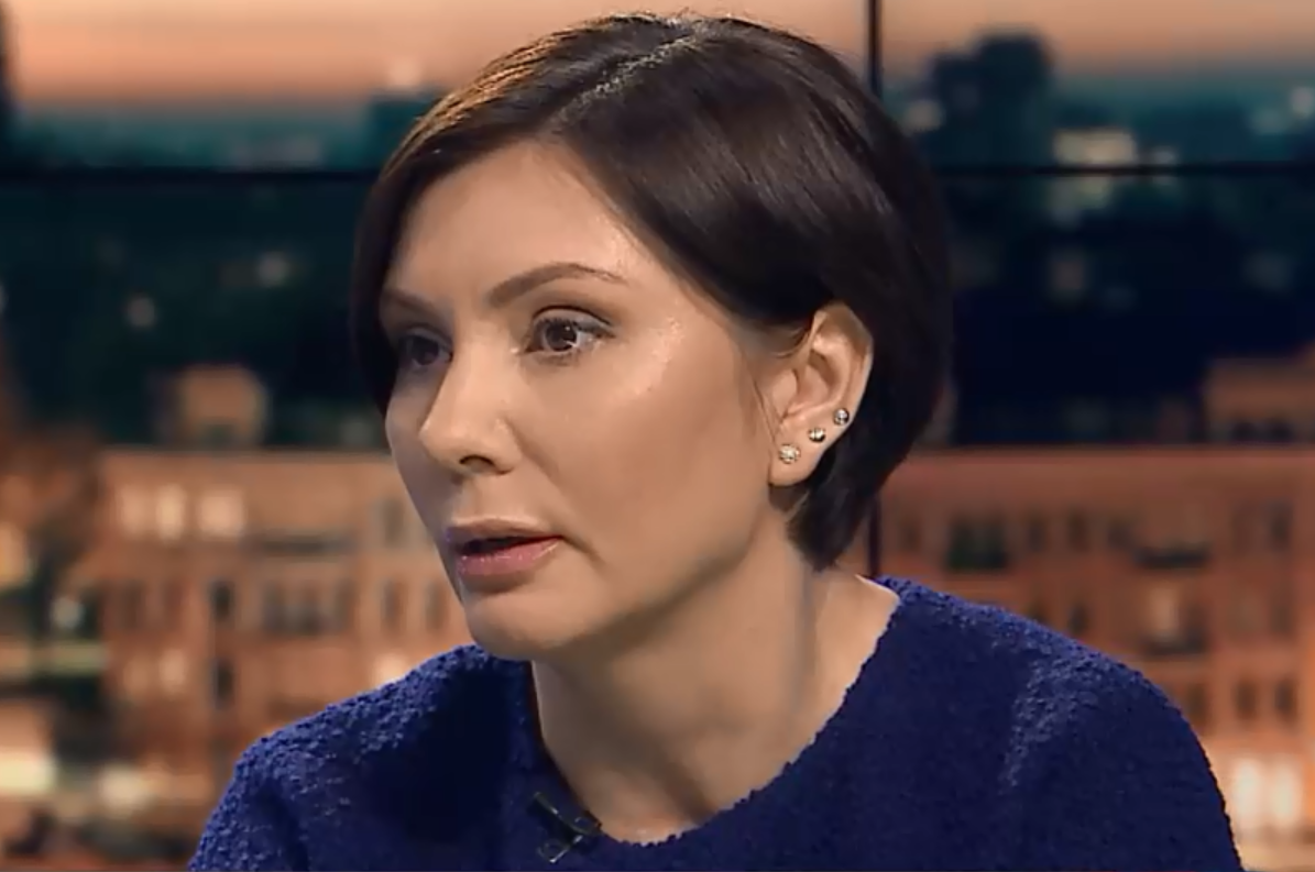 Лена Бондаренко после очередной пластической операции "порвала" Разумкова: "Будете убегать, как Порошенко!" - видео