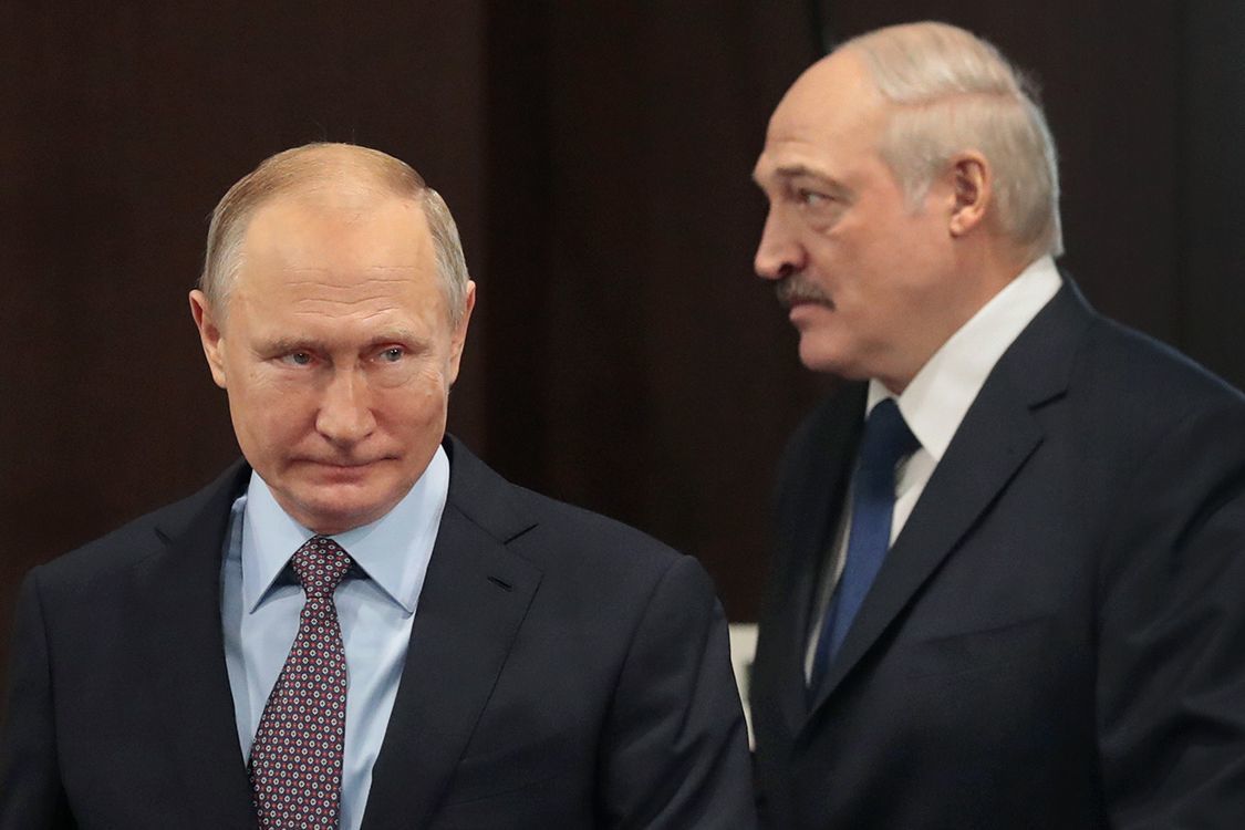 Лукашенко пожаловался Путину на "вагнеровцев": "Нас начали напрягать"