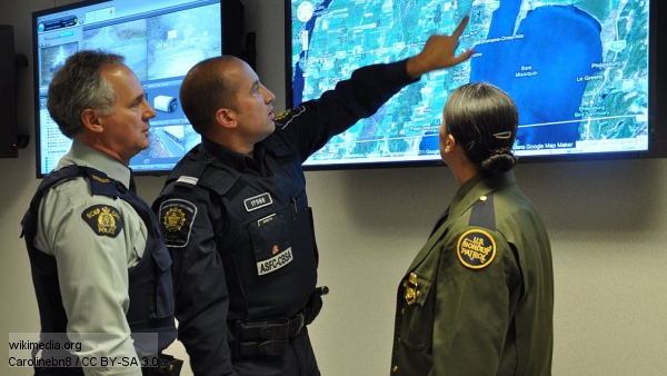 Военная полиция Канады посетит Украину