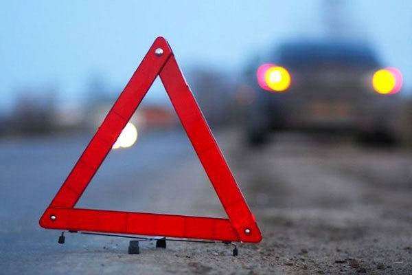 Смертельная авария в Кировограде: пьяный лихач покалечил троих детей и убил пожилого водителя
