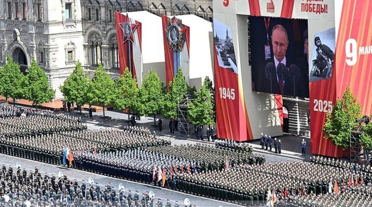 Украинские БпЛА заставили Кремль сократить военный парад на 9 Мая и отказаться от военной техники