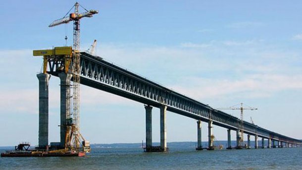 Украина обратилась в NASA относительно строительства Керченского моста: стала известна причина