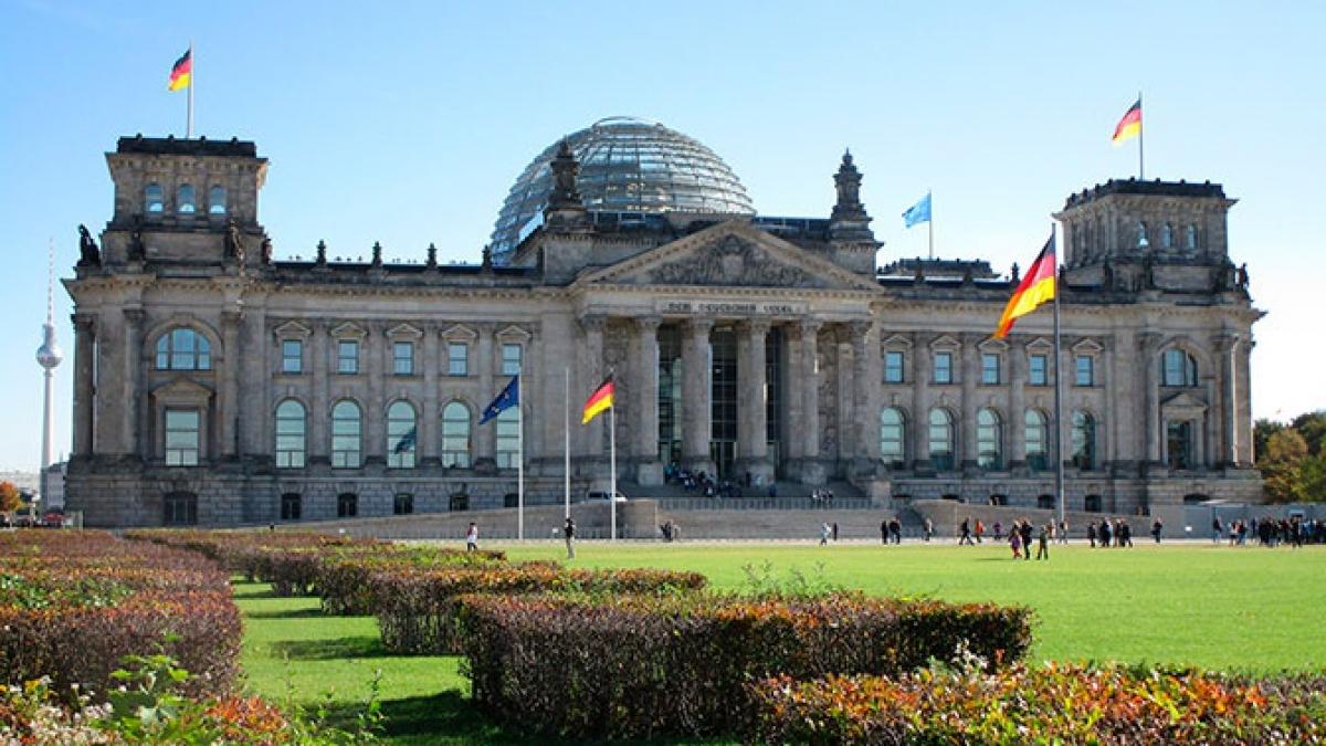 Берлин не будет праздновать 75-летие окончания Второй мировой войны – у Штайнмайера сделали заявление