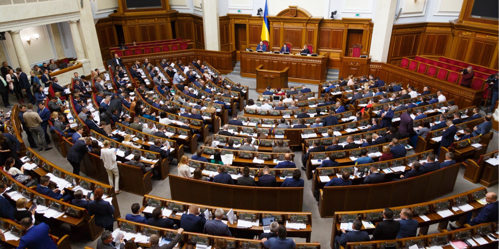 Верховная Рада оставила в силе депутатскую неприкосновенность - Шабунин в ярости