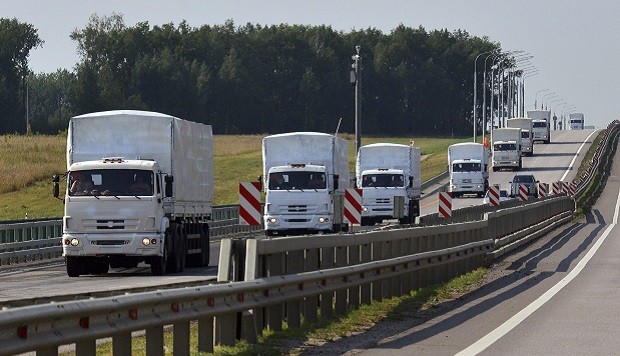 ОБСЕ зафиксировала 220 грузовиков гуманитарного конвоя РФ, вошедшего в Донбасс