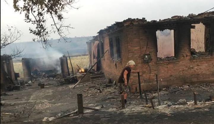 На карте Украины не стало одного села: огонь дотла уничтожил небольшой населенный пункт Новокамянку на Донбассе