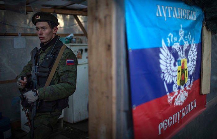 В Луганской области коллаборанты "ЛНР" приговорили женщину к 12 годам колонии за "госизмену"