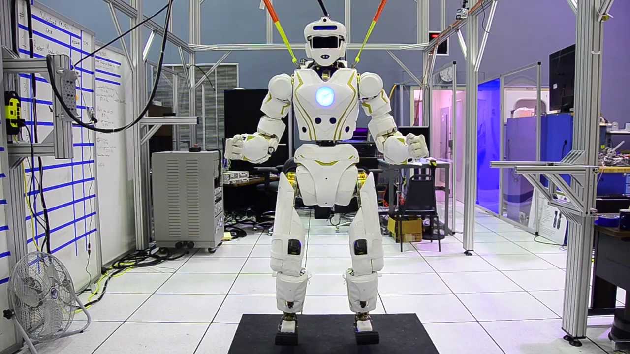 Ученые NASA показали робота Валькирья, который станет астронавтом 