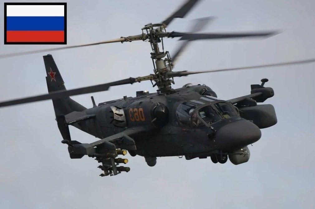 Под Николаевом сбит Ка-52 российской армии: на видео показали, что произошло с вертолетом после падения в поле