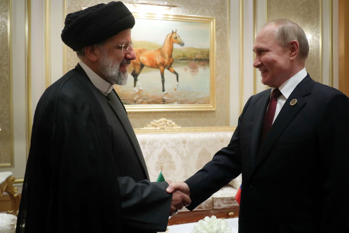 ​"Как Ростов для Януковича", – Путин мог отправиться в Иран, чтобы просить убежища