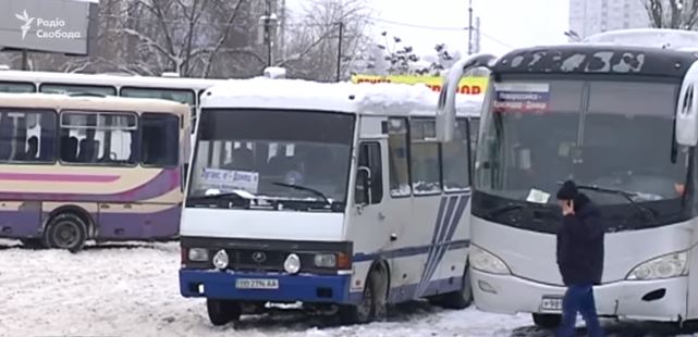 Видео: дорога "ада" из Донецка в Луганск - чего "добился" оккупированный Донбасс, отказавшись от Украины