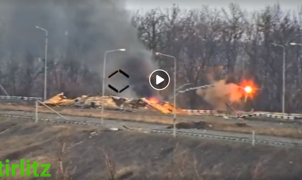 Позиции "ДНР" у Ясиноватой горели сутки, у боевиков много "200-х": видео мощной атаки ООС попало в Сеть