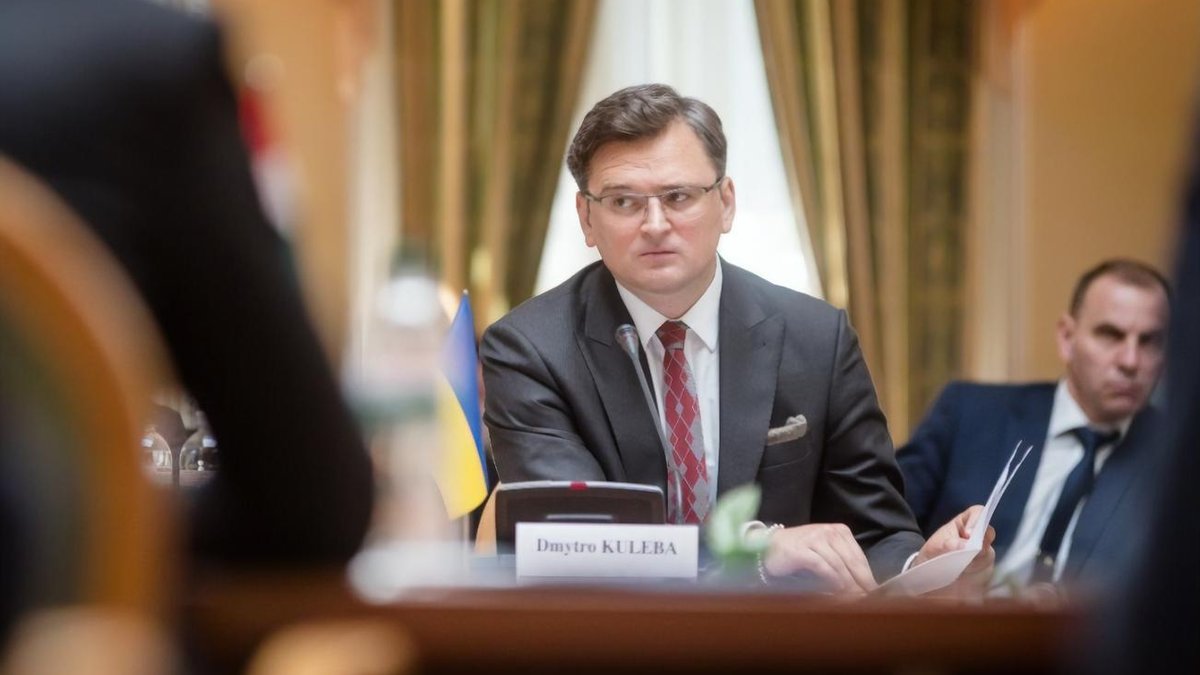 Глава МИД Украины Кулеба заявил о жестких переговорах по Минским соглашениям