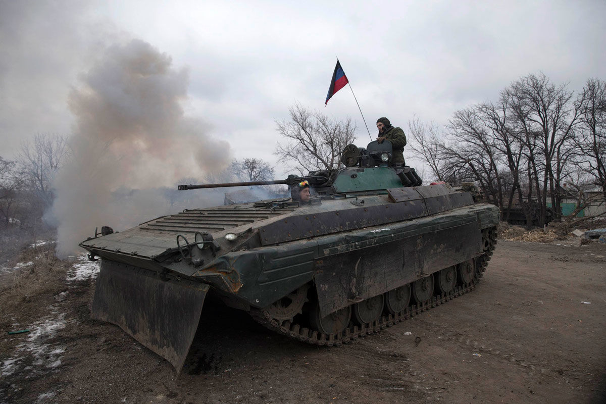 ​ВСУ на Донбассе ликвидировали вражескую БМП: Мысягин выложил в Сеть кадры момента удара