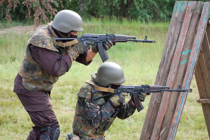 ​В Иловайске продолжаются бои