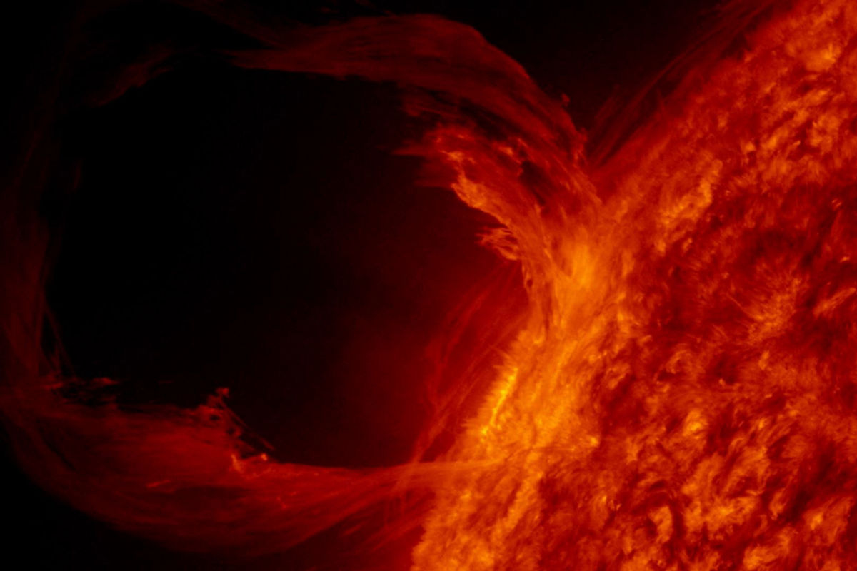 ​Вспышка Х на Солнце: ученые зафиксировали самый мощный выброс за 4 года и сказали, чем это грозит Земле