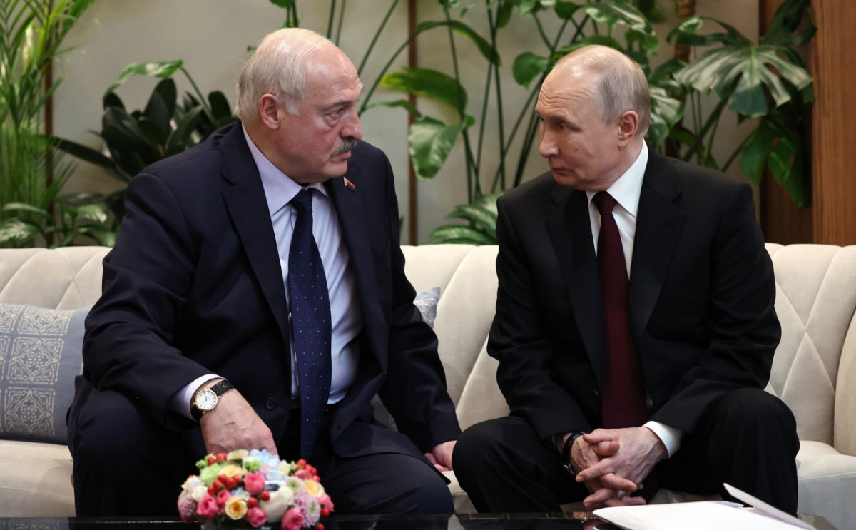 Путин заставил Лукашенко и еще двух президентов потребовать от Армении проведения референдума