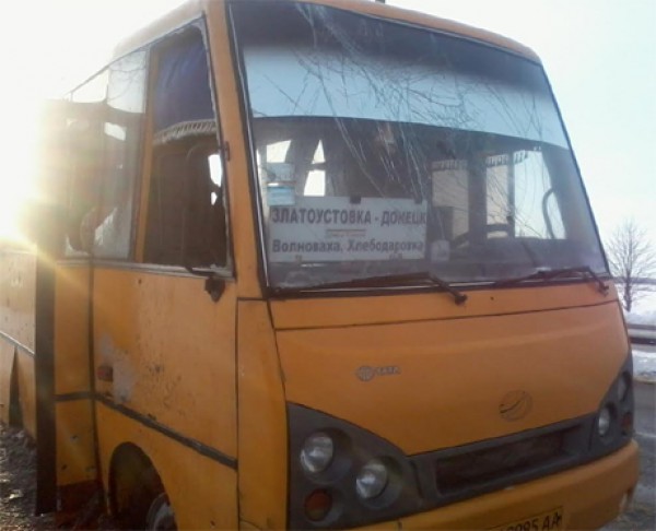 ​Игорь Стрелков заявил, что автобус под Волновахой был расстрелян