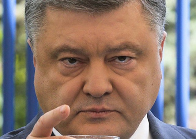 "Отдайте деньги своим работникам", – Порошенко приказал бизнесменам увеличить зарплаты для украинцев на 20-30% (кадры)