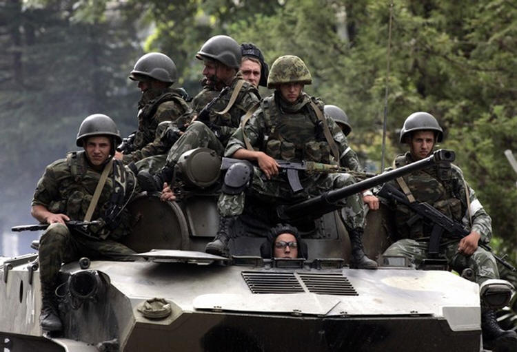Российские войска на Донбассе находятся в боевой готовности - разведка