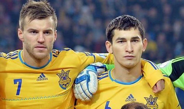 В сборной Украины по футболу воцарил мир: Ярмоленко и Степаненко публично помирились