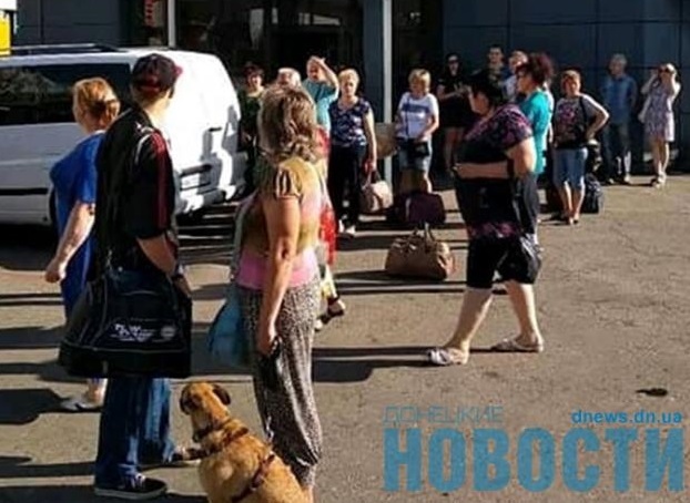 Боевики устроили настоящий "шмон": в оккупированном Донецке заминировали "отжатый" Захарченко "Амстор"