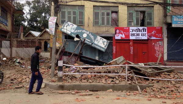 Число жертв землетрясения в Непале возрасло до шести человек
