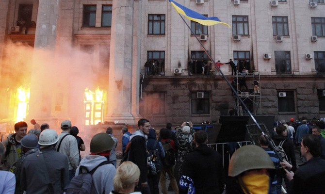 "Ра***м не прошел, ребята! А поборникам "ру*****о мира" и дерьма на лопате при надобности вынесем. Никогда об этом не забывайте. Одесса – это Украина", - Золотарева