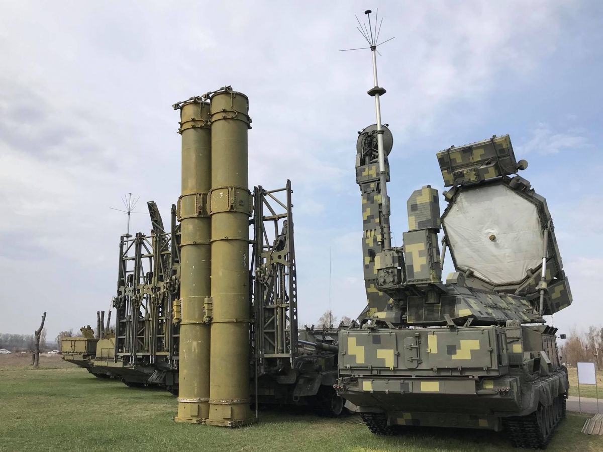 ​Уничтожено пять дронов-камикадзе и пять крылатых ракет: в ВСУ озвучил детали вражеской атаки на Украину
