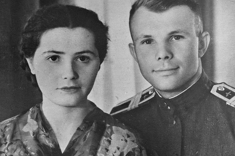Почему вдова Юрия Гагарина молчит о муже уже 50 лет - открылись резонансные подробности