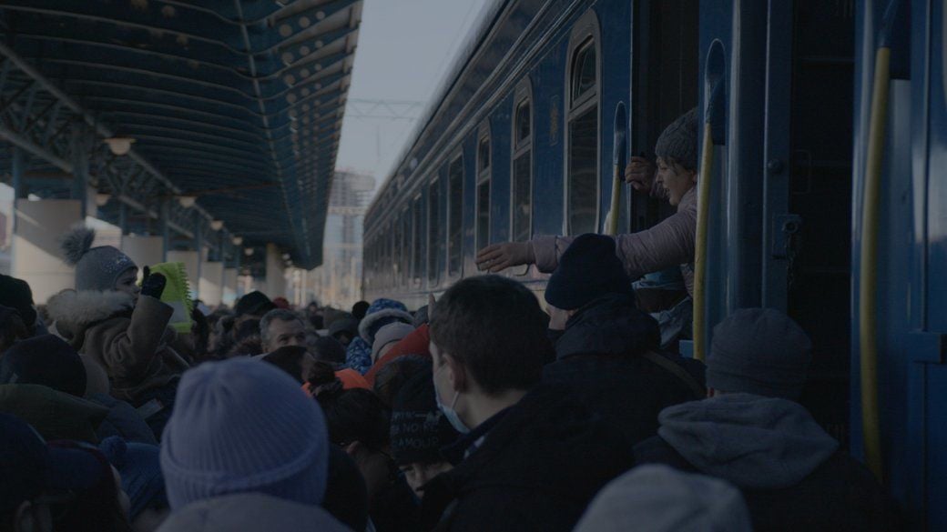 Фильм "Песни медленно горящей земли" о войне в Украине будет представлен на Венецианском кинофестивале