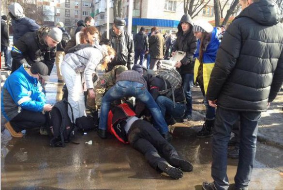 Последствия теракта в Харькове: прямая видео-трансляция 22.02.2015