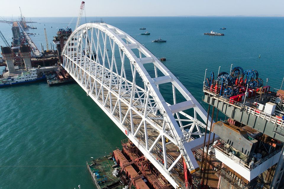 Кремль потратит еще 100 миллионов рублей на Крымский мост: СМИ раскрыли на что