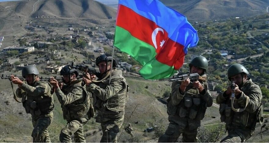 Война в Карабахе: Азербайджан атаковал армянские позиции, объявив "антитеррористические мероприятия"