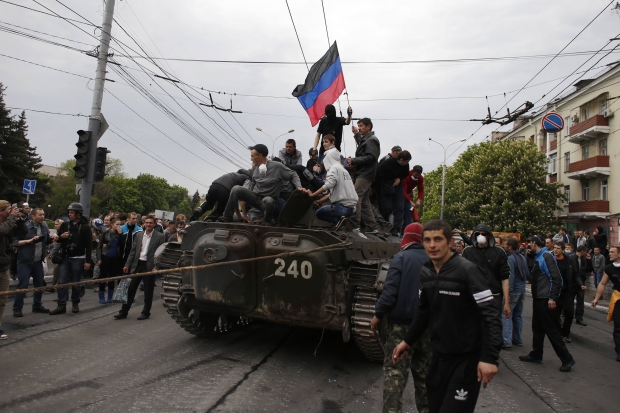  В ДНР объяснили, почему в центре Донецка стреляют